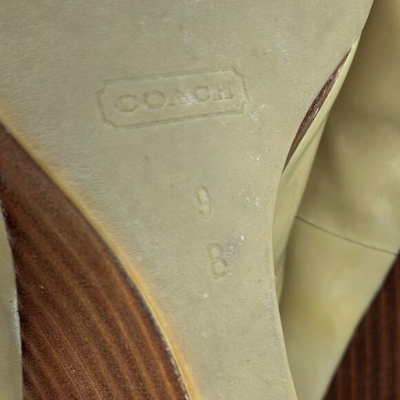 VTG y2k Women's Tan Patent Leather COACH Elora Wedge Peep Toe Buckle Sandals 9M - Picture 8 of 8